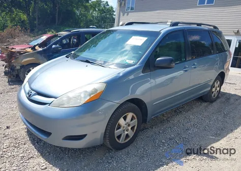 2010 Toyota Sienna Le from USA, damaged, VIN 5TDKK4CC9AS318357